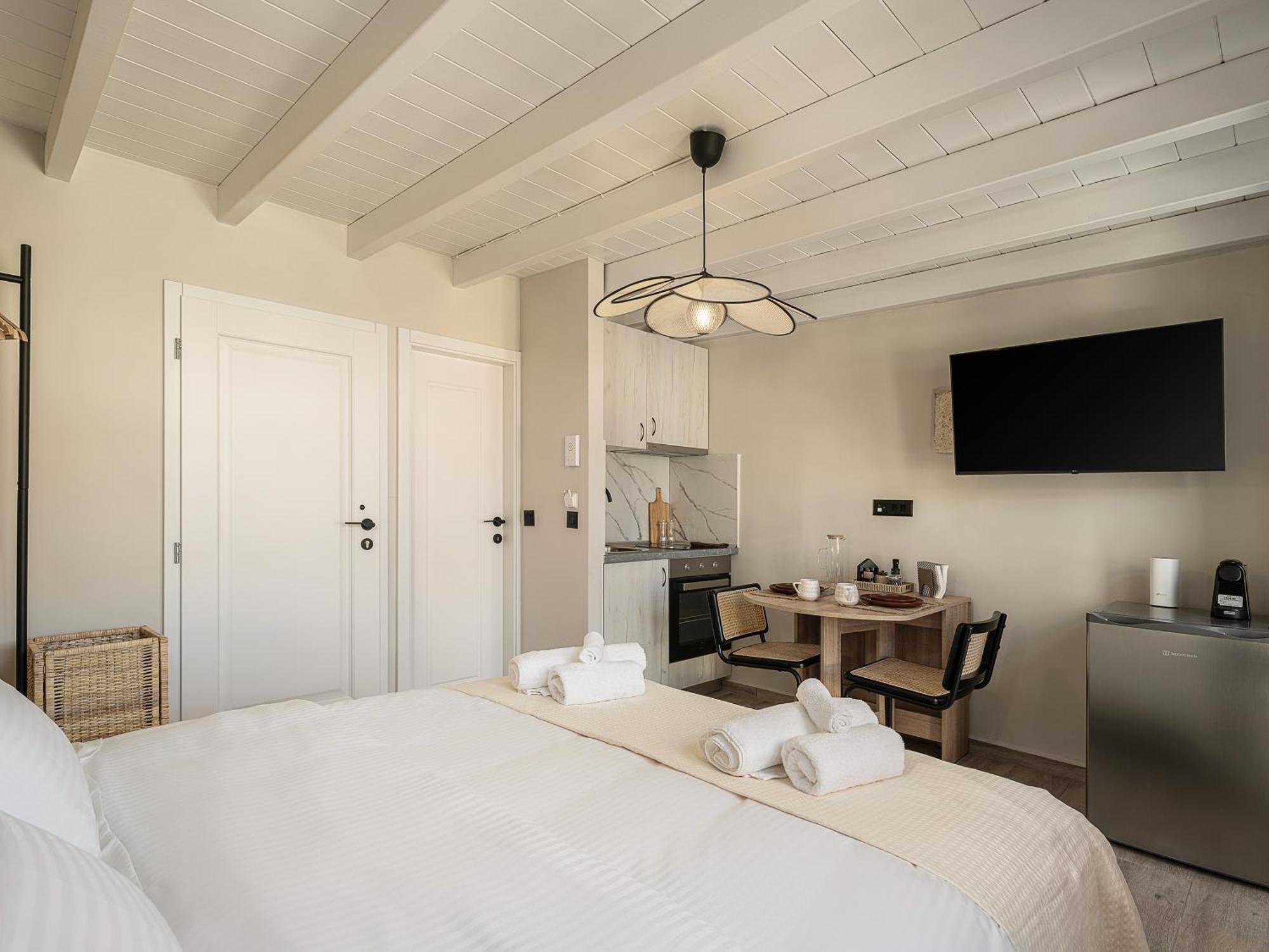 Steki Luxury Room 3 Ханя Екстериор снимка
